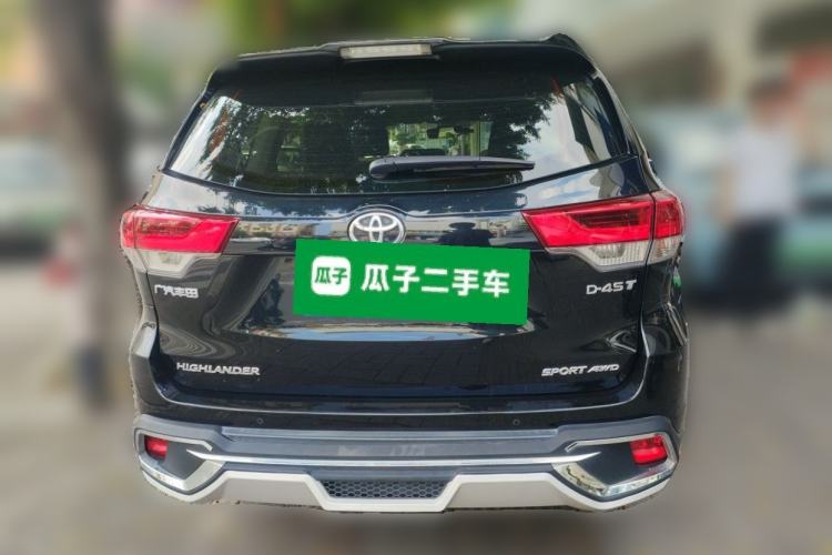 Used Toyota Highlander 2018 2.0T Four-Wheel Drive Luxury Version 7 Seats China VI Standard Rear