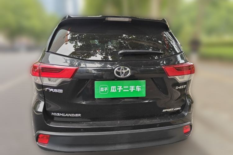 Used Toyota Highlander 2018 2.0T Four-Wheel Drive Luxury Edition 7 Seats China V Emission Standard Rear