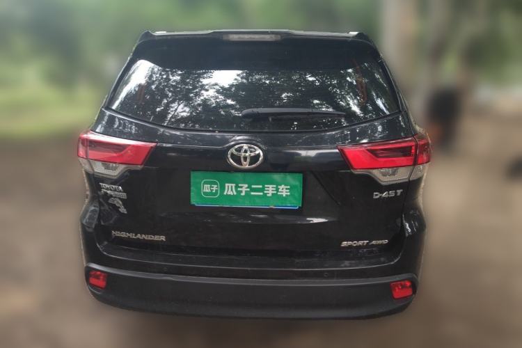 Used Toyota Highlander 2018 2.0T Four-Wheel Drive Luxury Edition 7 Seats China V Emission Standard Rear