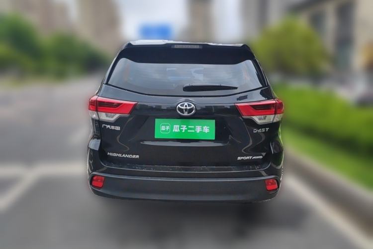 Used Toyota Highlander 2018 2.0T Four-Wheel Drive Luxury Version 7 Seats China VI Standard Rear