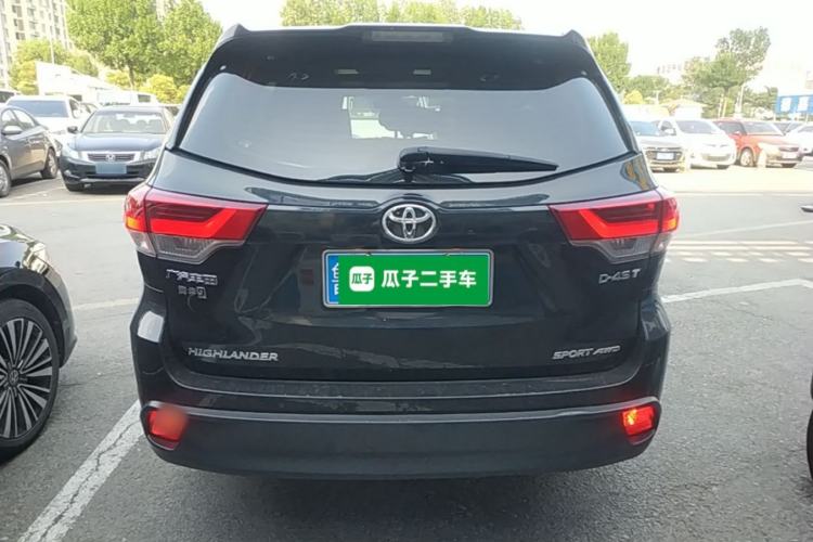 Used Toyota Highlander 2018 2.0T Four-Wheel Drive Prestige Version 7 Seats China VI Standard Rear
