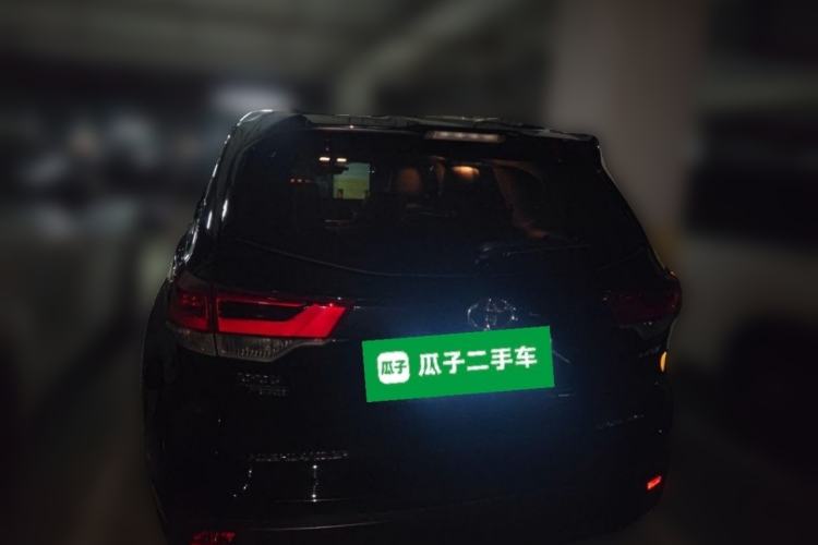Used Toyota Highlander 2018 2.0T Four-Wheel Drive Prestige Version 7 Seats China V Emission Standard Rear