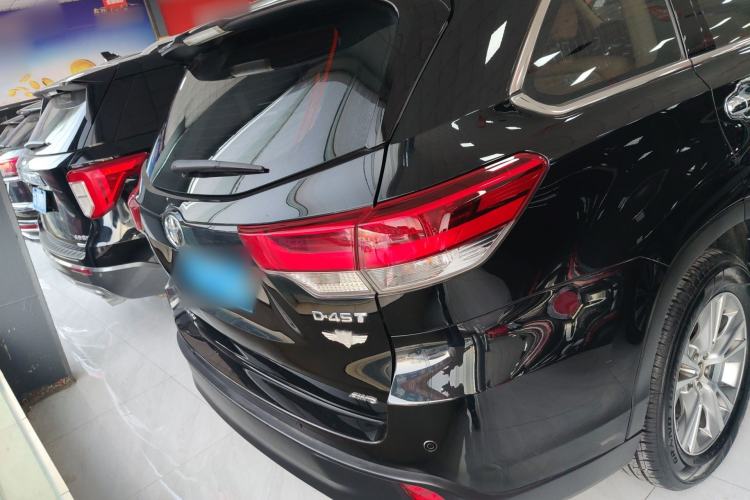 Used Toyota Highlander 2018 2.0T Four-Wheel Drive Elite Edition 7 Seats China VI Standard Rear