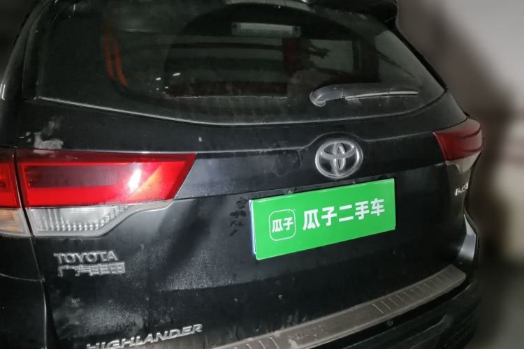 Used Toyota Highlander 2018 2.0T Two-Wheel Drive Elite Edition 5 Seats Emission Standard China V Rear