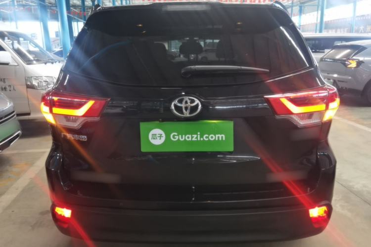 Used Toyota Highlander 2018 2.0T Four-Wheel Drive Luxury Version 7 Seats China VI Standard Rear