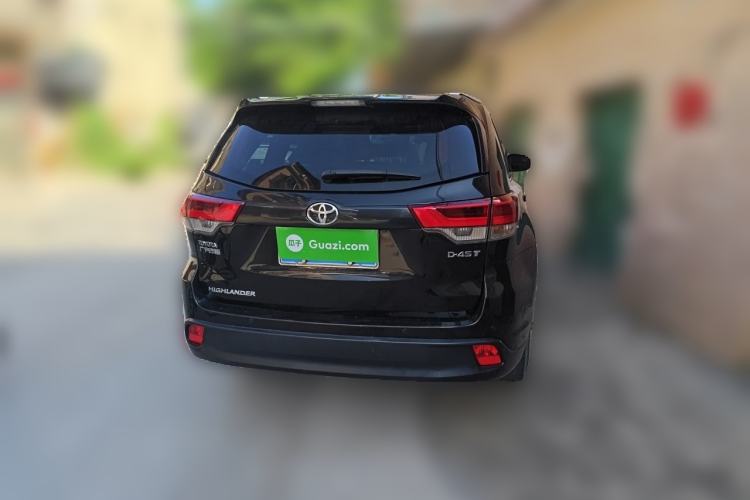 Used Toyota Highlander 2018 2.0T Two-Wheel Drive Elite Edition 5 Seats Emission Standard China V Rear