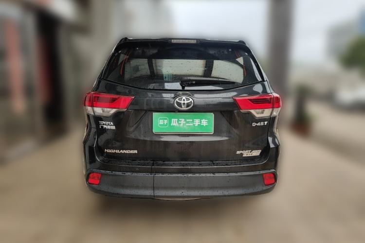 Used Toyota Highlander 2018 2.0T Four-Wheel Drive Prestige Version 7 Seats China V Emission Standard Rear