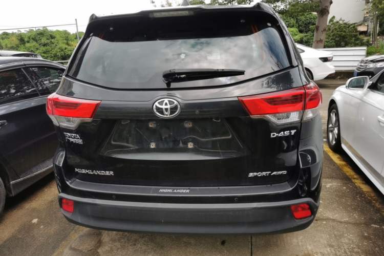 Used Toyota Highlander 2018 2.0T Four-Wheel Drive Prestige Version 7 Seats China V Emission Standard Rear