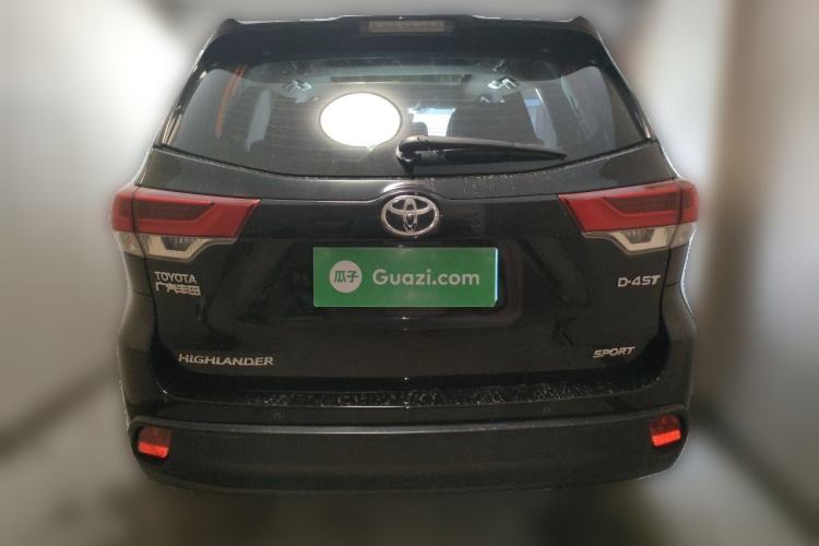 Used Toyota Highlander 2018 2.0T Two-Wheel Drive Prestige Version 7 Seats China V Emission Standard Rear