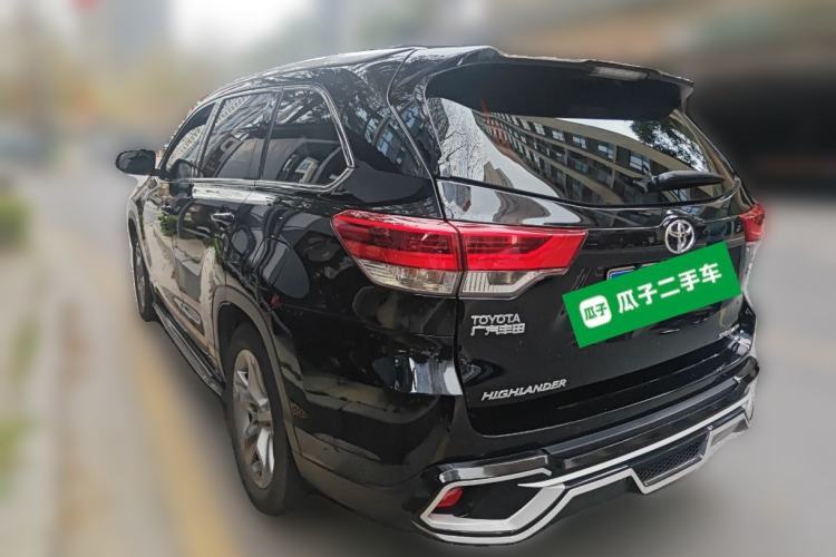 Used Toyota Highlander 2018 2.0T Four-Wheel Drive Luxury Edition 7 Seats China V Emission Standard Rear Left 45 Deg