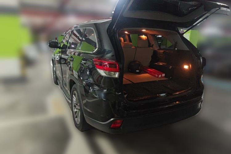 Used Toyota Highlander 2018 2.0T Four-Wheel Drive Luxury Version 7 Seats China VI Standard Rear Left 45 Deg