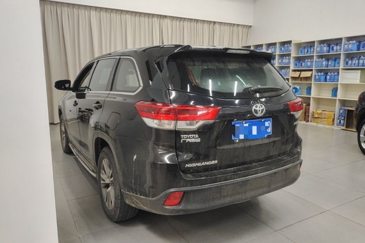 Used Toyota Highlander 2018 2.0T Two-Wheel Drive Elite Edition 5 Seats Emission Standard China V Rear Left 45 Deg