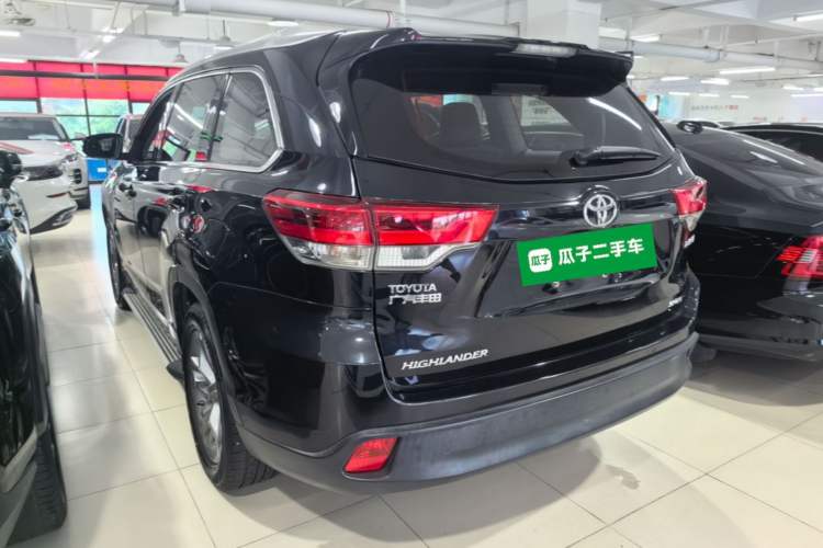 Used Toyota Highlander 2018 2.0T Two-Wheel-Drive Luxury Edition 7 Seats Emission Standard China V Rear Left 45 Deg