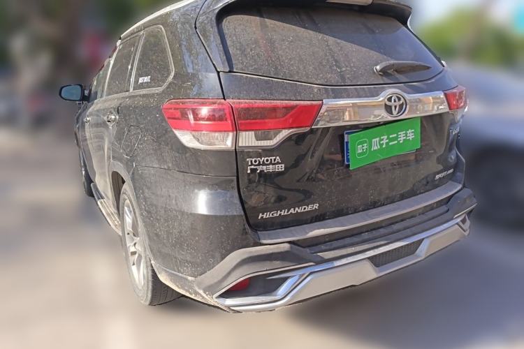 Used Toyota Highlander 2018 2.0T Four-Wheel Drive Luxury Edition 7 Seats China V Emission Standard Rear Left 45 Deg