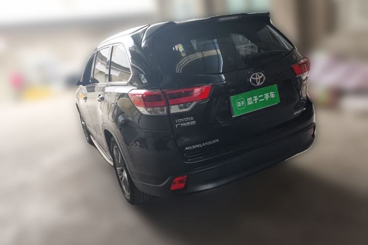 Used Toyota Highlander 2018 2.0T Four-Wheel Drive Luxury Edition 7 Seats China V Emission Standard Rear Left 45 Deg