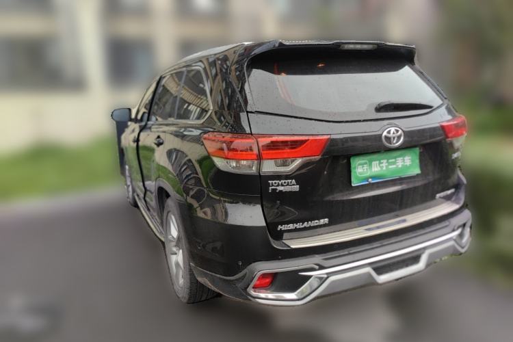 Used Toyota Highlander 2018 2.0T Four-Wheel Drive Luxury Edition 7 Seats China V Emission Standard Rear Left 45 Deg