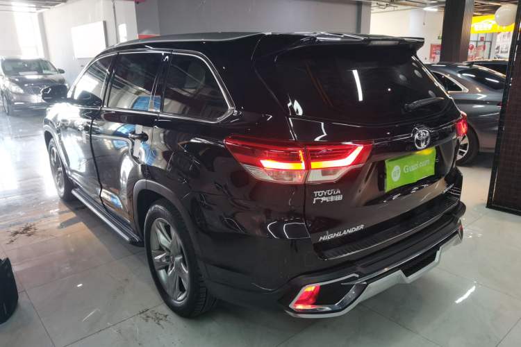 Used Toyota Highlander 2018 2.0T Four-Wheel Drive Luxury Edition 7 Seats China V Emission Standard Rear Left 45 Deg