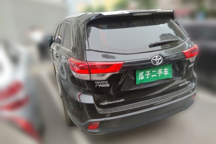 Used Toyota Highlander 2018 2.0T Four-Wheel Drive Luxury Edition 7 Seats China V Emission Standard Rear Left 45 Deg