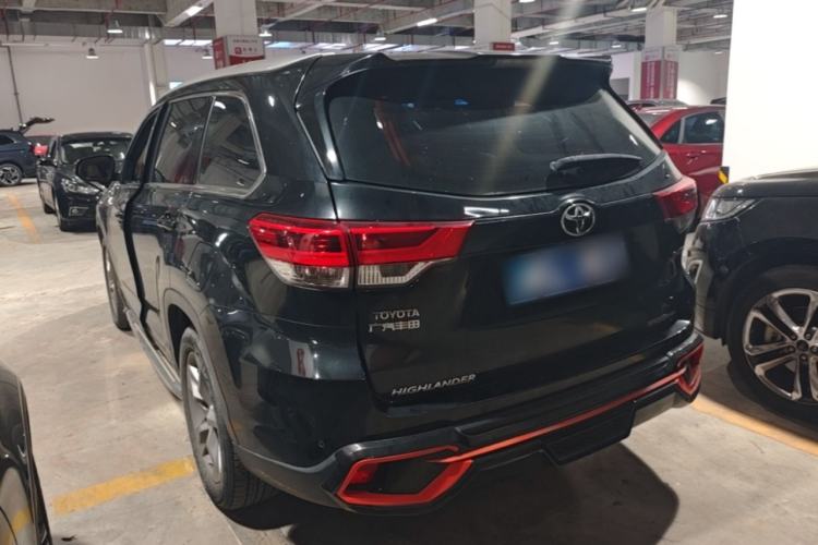 Used Toyota Highlander 2018 2.0T Four-Wheel Drive Luxury Edition 7 Seats China V Emission Standard Rear Left 45 Deg