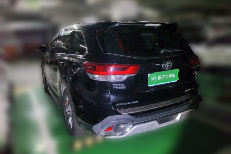 Used Toyota Highlander 2018 2.0T Four-Wheel Drive Luxury Edition 7 Seats China V Emission Standard Rear Left 45 Deg