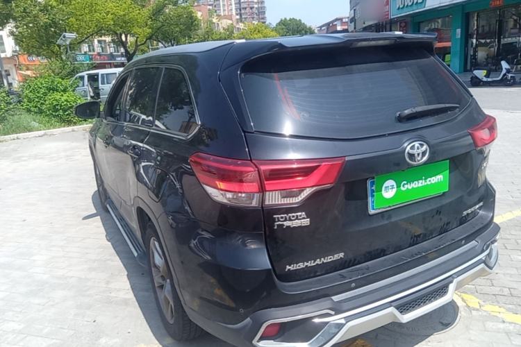 Used Toyota Highlander 2018 2.0T Four-Wheel Drive Luxury Edition 7 Seats China V Emission Standard Rear Left 45 Deg