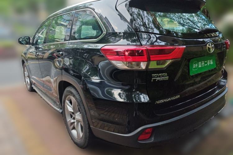 Used Toyota Highlander 2018 2.0T Four-Wheel Drive Luxury Edition 7 Seats China V Emission Standard Rear Left 45 Deg