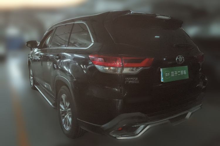 Used Toyota Highlander 2018 2.0T Four-Wheel Drive Elite Edition 7 Seats China V Standard Rear Left 45 Deg