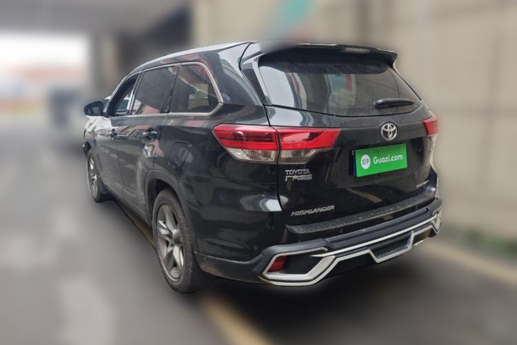 Used Toyota Highlander 2018 2.0T Four-Wheel Drive Luxury Edition 7 Seats China V Emission Standard Rear Left 45 Deg