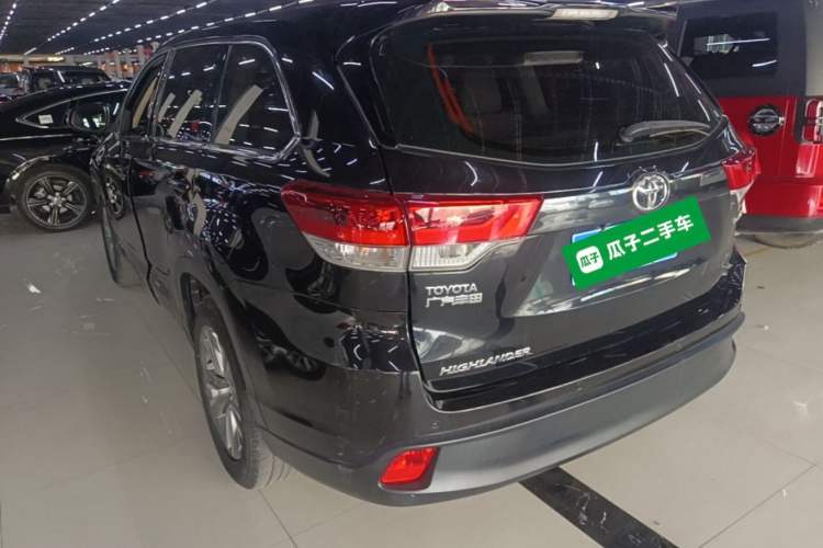 Used Toyota Highlander 2018 2.0T Two-Wheel Drive Elite Edition 7 Seats Emission Standard China V Rear Left 45 Deg