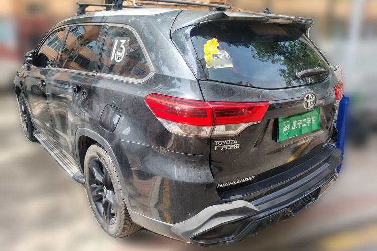 Used Toyota Highlander 2018 2.0T Four-Wheel Drive Luxury Edition 7 Seats China V Emission Standard Rear Left 45 Deg