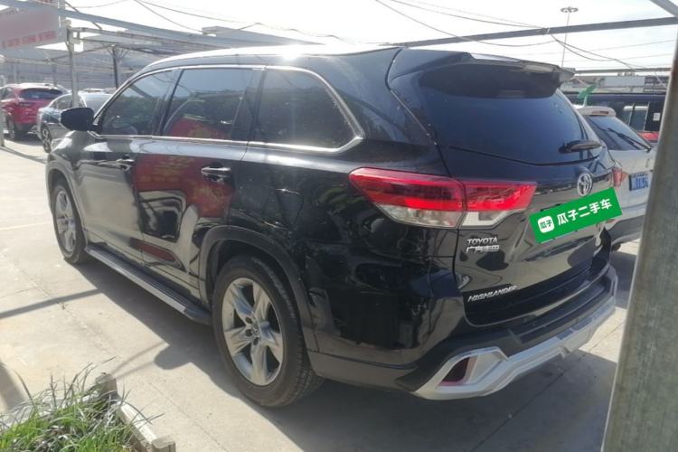Used Toyota Highlander 2018 2.0T Four-Wheel Drive Luxury Edition 7 Seats China V Emission Standard Rear Left 45 Deg