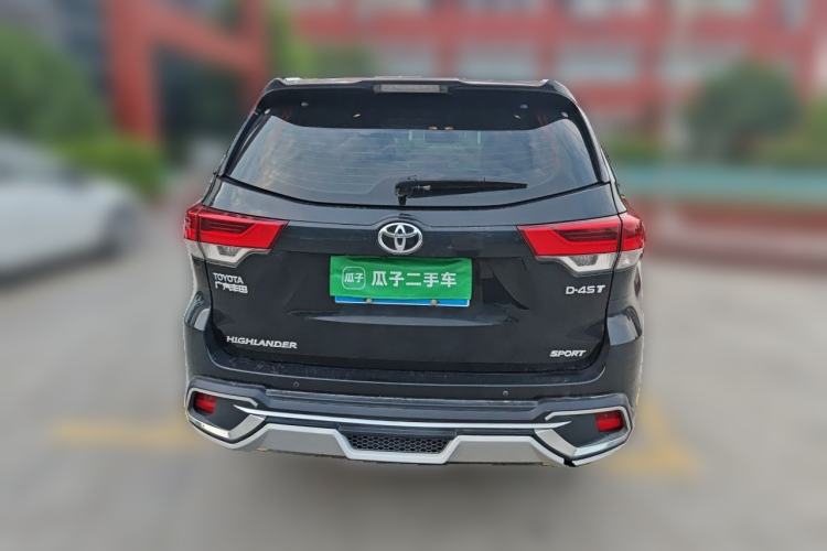 Used Toyota Highlander 2018 2.0T Two-Wheel Drive Prestige Version 7 Seats China V Emission Standard Rear