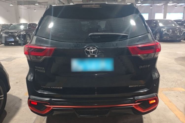 Used Toyota Highlander 2018 2.0T Four-Wheel Drive Luxury Edition 7 Seats China V Emission Standard Rear