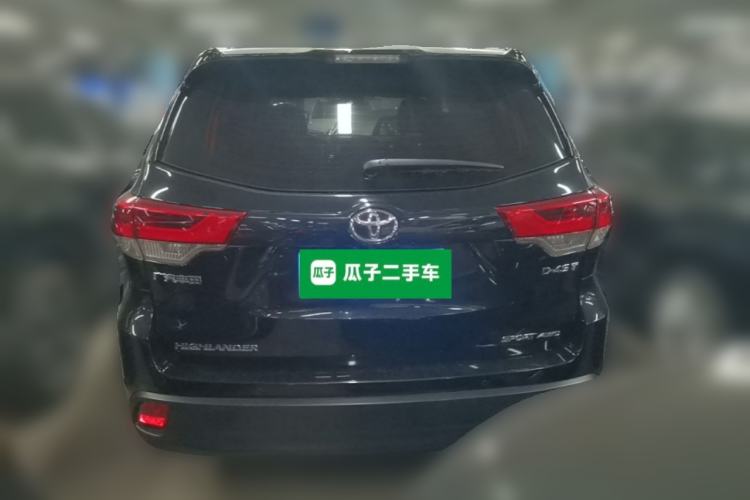 Used Toyota Highlander 2018 2.0T Four-Wheel Drive Prestige Version 7 Seats China VI Standard Rear