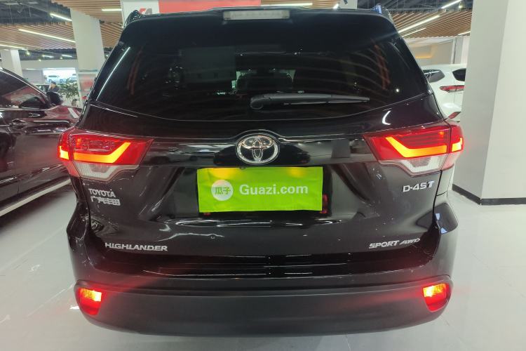 Used Toyota Highlander 2018 2.0T Four-Wheel Drive Luxury Edition 7 Seats China V Emission Standard Rear
