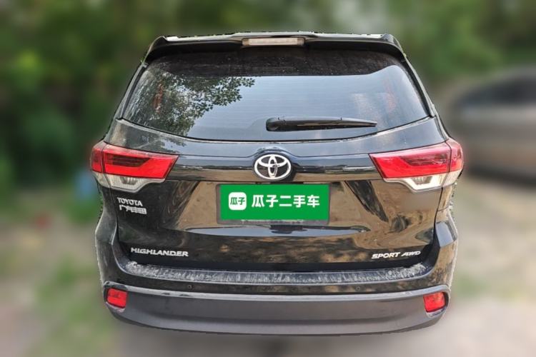 Used Toyota Highlander 2018 2.0T Four-Wheel Drive Luxury Edition 7 Seats China V Emission Standard Rear