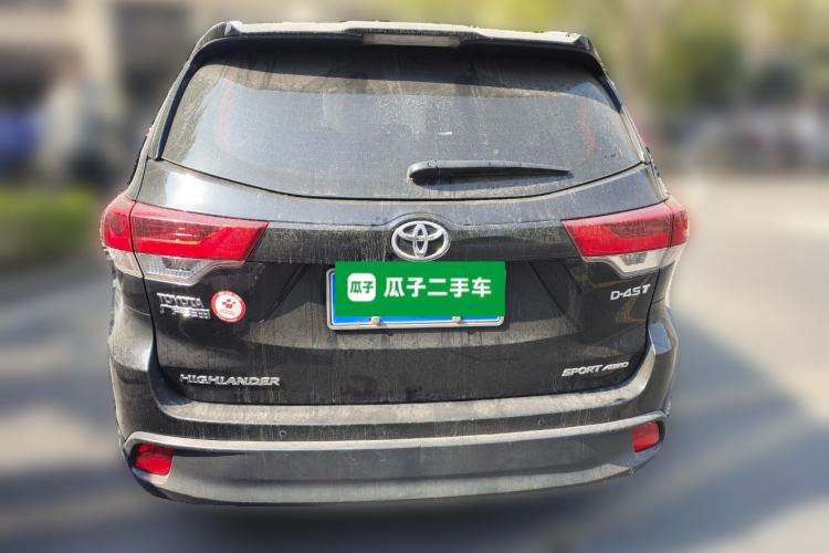 Used Toyota Highlander 2018 2.0T Four-Wheel Drive Luxury Edition 7 Seats China V Emission Standard Rear