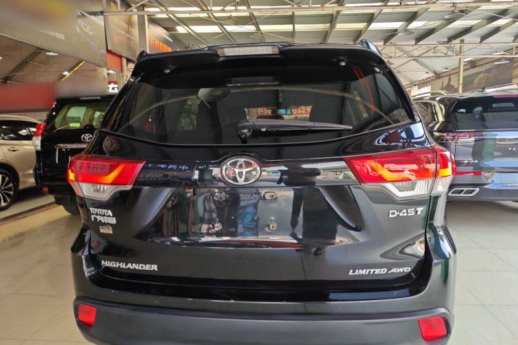 Used Toyota Highlander 2018 2.0T Four-Wheel Drive Luxury Version 7 Seats China VI Standard Rear