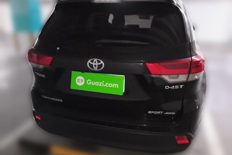 Used Toyota Highlander 2018 2.0T Four-Wheel Drive Luxury Version 7 Seats China VI Standard Rear