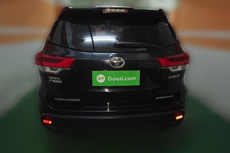 Used Toyota Highlander 2018 2.0T Four-Wheel Drive Luxury Version 7 Seats China VI Standard Rear