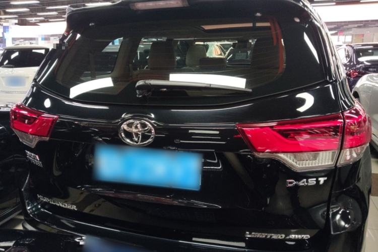 Used Toyota Highlander 2018 2.0T Four-Wheel Drive Ultimate Edition 7-Seater Emission Standard China V Rear
