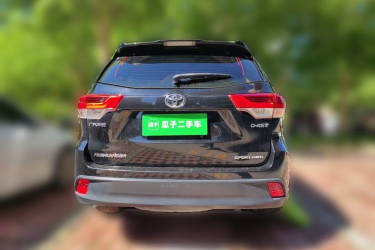 Used Toyota Highlander 2018 2.0T Four-Wheel Drive Prestige Version 7 Seats China VI Standard Rear