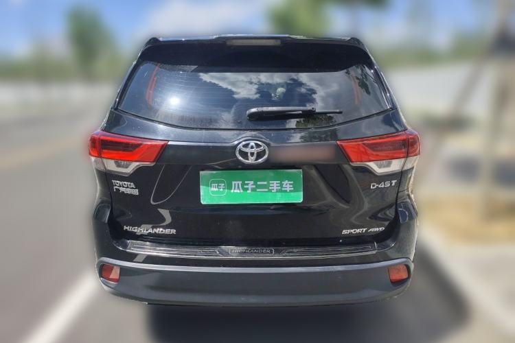 Used Toyota Highlander 2018 2.0T Four-Wheel Drive Luxury Edition 7 Seats China V Emission Standard Rear