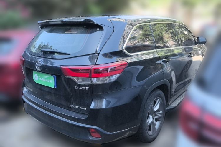 Used Toyota Highlander 2018 2.0T Four-Wheel Drive Prestige Version 7 Seats China V Emission Standard Rear Right 45 Deg