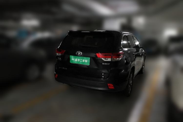 Used Toyota Highlander 2018 2.0T Two-Wheel Drive Elite Edition 7 Seats Emission Standard China V Rear Right 45 Deg