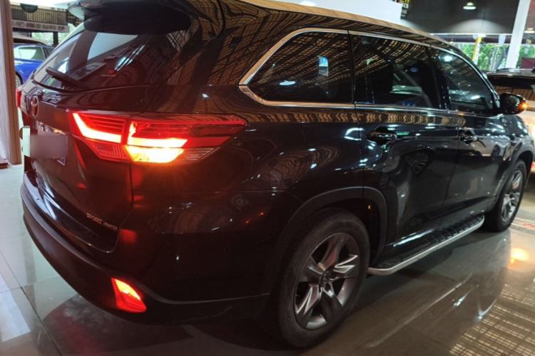 Used Toyota Highlander 2018 2.0T Four-Wheel Drive Luxury Version 7 Seats China VI Standard Rear Right 45 Deg