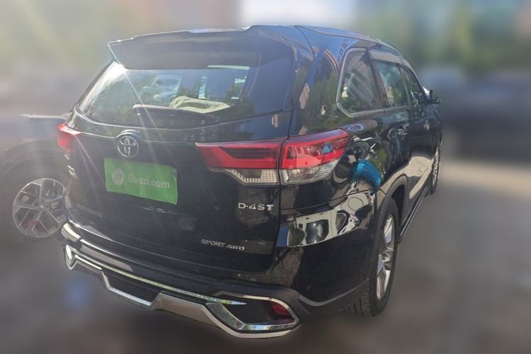 Used Toyota Highlander 2018 2.0T Four-Wheel Drive Luxury Edition 7 Seats China V Emission Standard Rear Right 45 Deg
