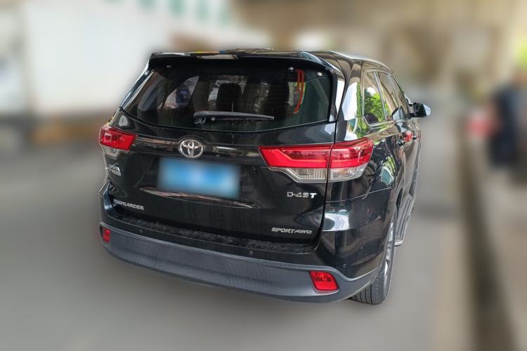 Used Toyota Highlander 2018 2.0T Four-Wheel Drive Prestige Version 7 Seats China V Emission Standard Rear Right 45 Deg