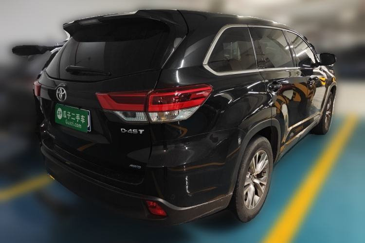Used Toyota Highlander 2018 2.0T Four-Wheel Drive Elite Edition 7 Seats China V Standard Rear Right 45 Deg