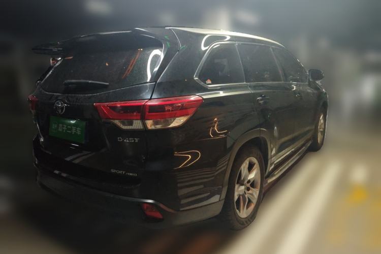 Used Toyota Highlander 2018 2.0T Four-Wheel Drive Luxury Edition 7 Seats China V Emission Standard Rear Right 45 Deg